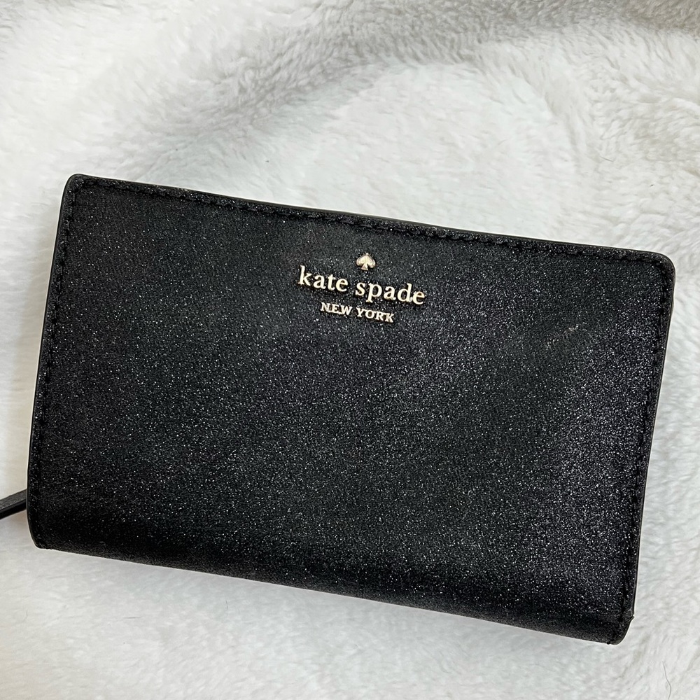 Kate Spade Medium Black Compartment Wallet